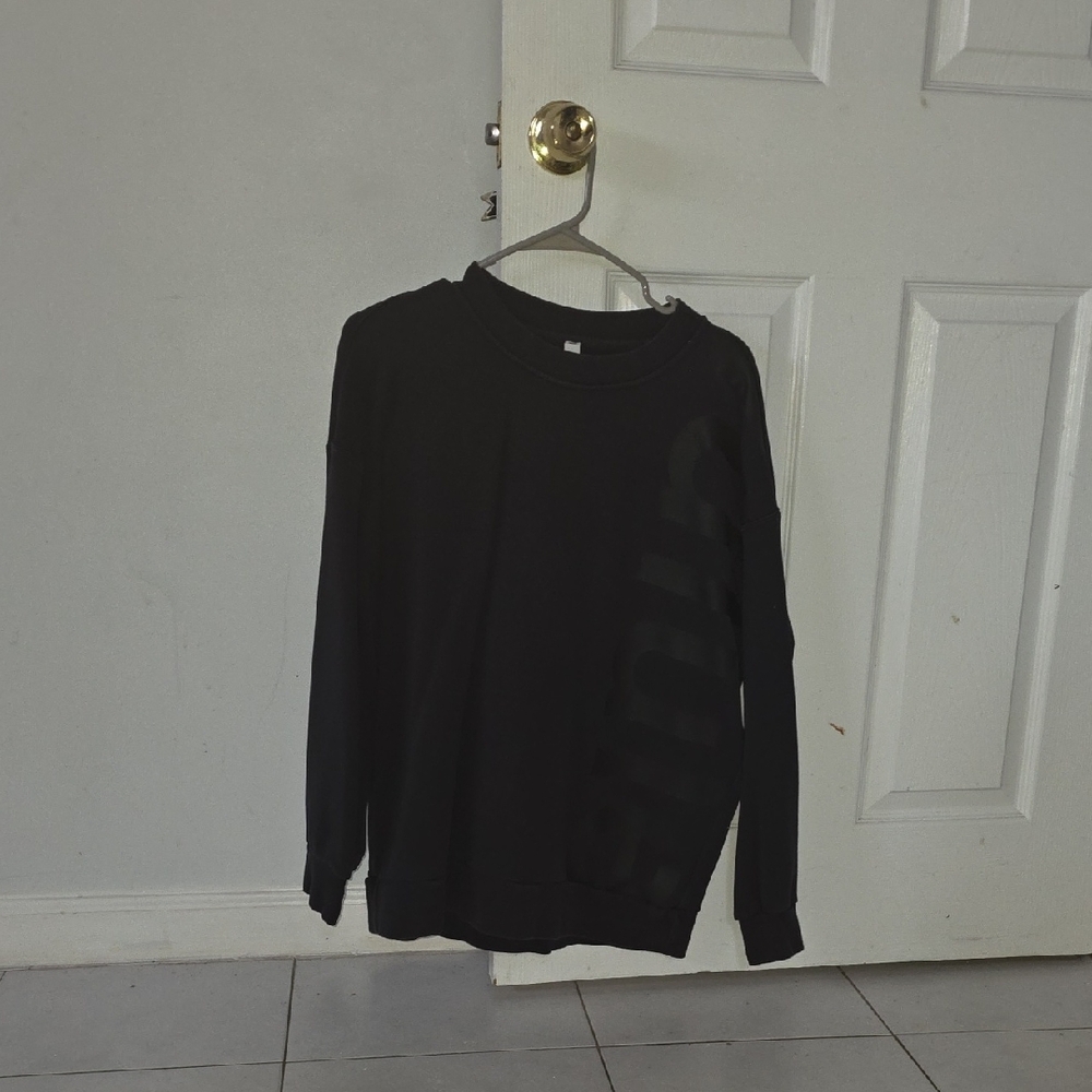 Black Graphic Sweatshirt